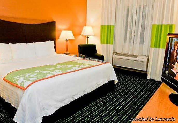 Fairfield Inn Расин Екстериор снимка